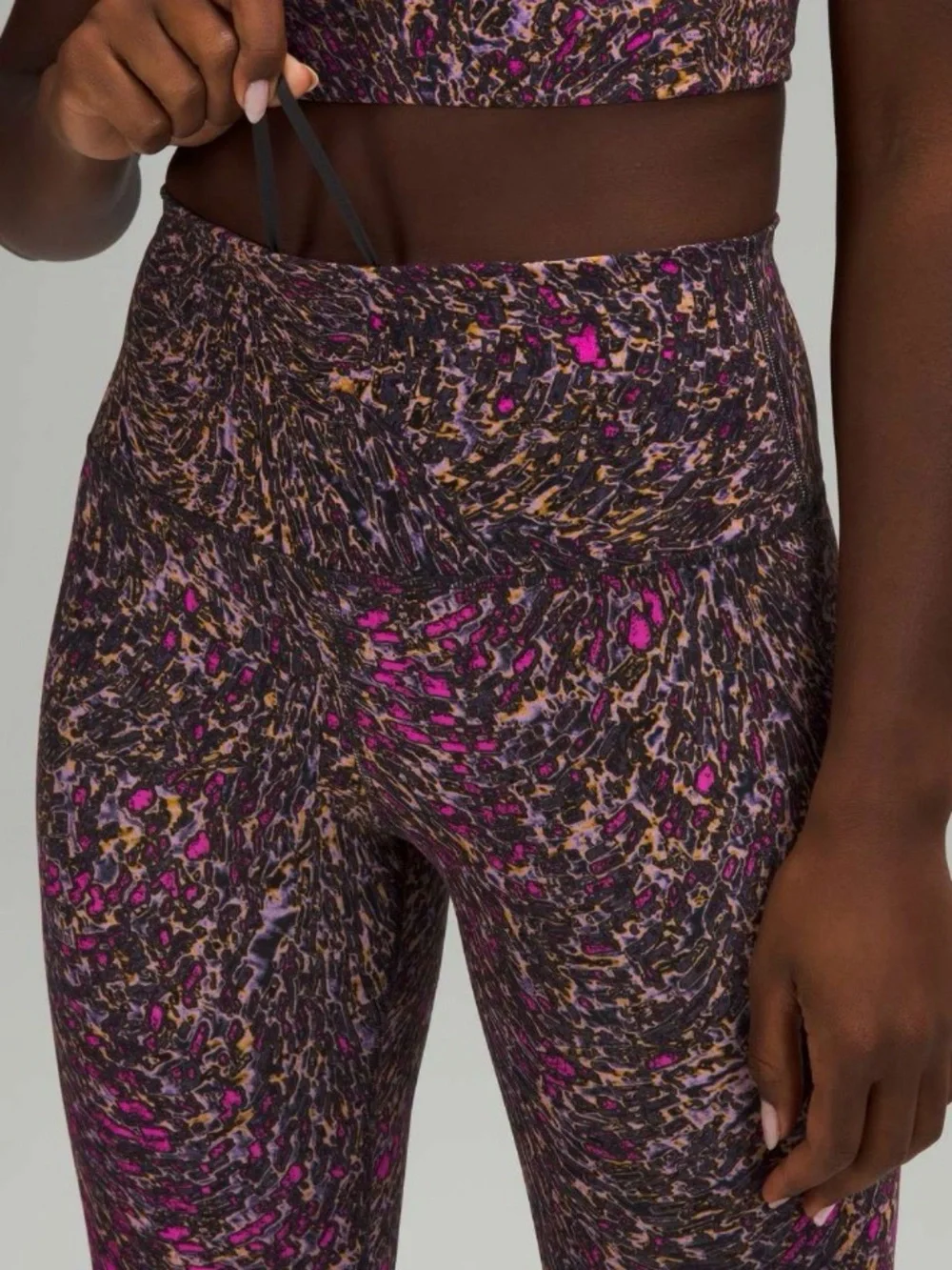 Lululemon Wunder Train High-Rise Tight 28